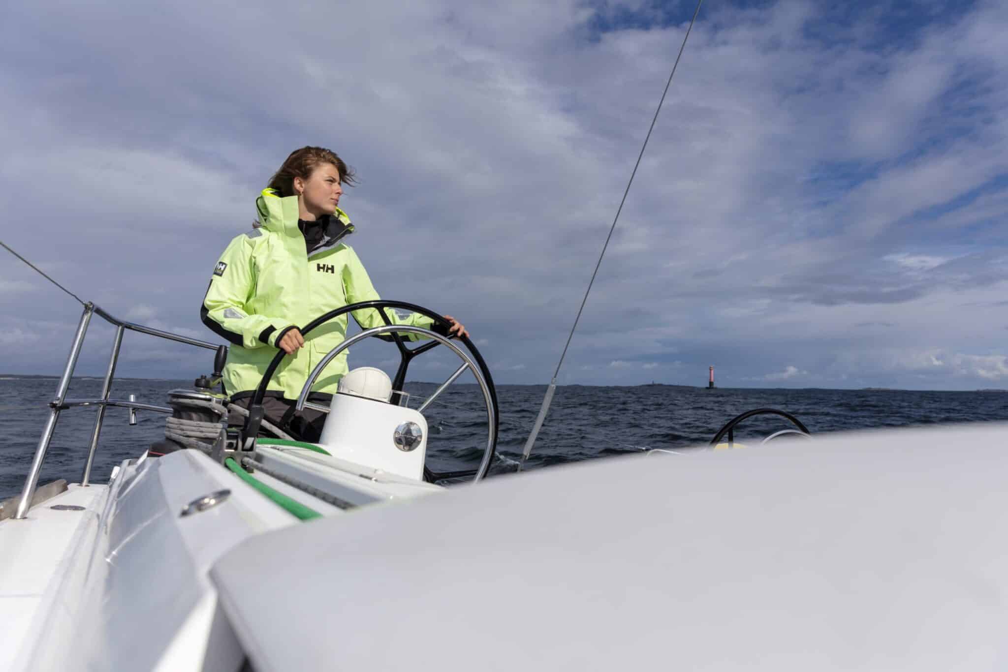 Helly Hansen SS25Sandhamn, Sweden sept 2024� Oskar Kihlborg